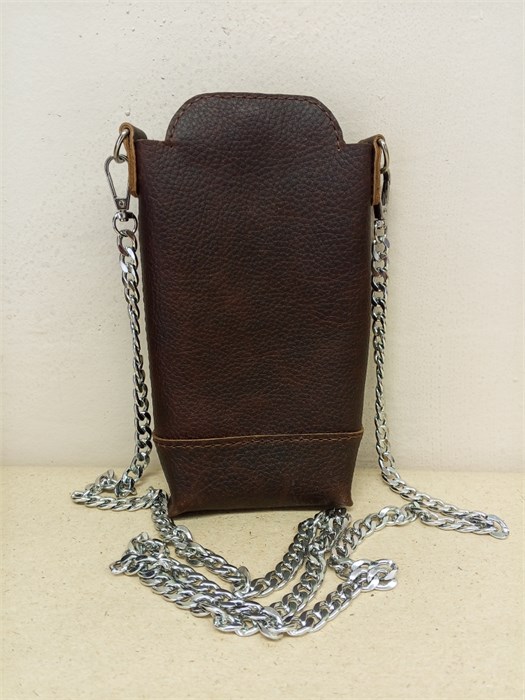 Сумка для телефона кожаная. коричневая, зернистая на кнопке 2113