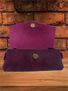 {{photo.Alt || photo.Description || 'Кожаный футляр для очков. Розовый. На магните'}}