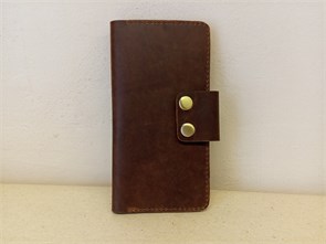 {{photo.Alt || photo.Description || 'Портмоне ручной работы. Цвет коричневый. Крейзи Хорс'}}