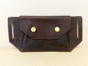 {{photo.Alt || photo.Description || 'Чехол на пояс из натуральной кожи (коричневый)'}}